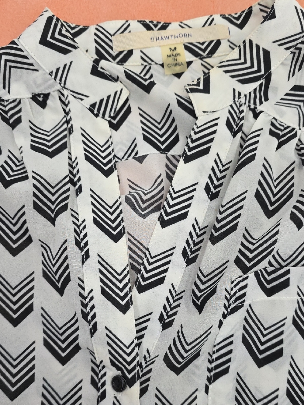 Hawthorn Black & White Chevron Print Long Sleeve Blouse - Picture 2 of 8